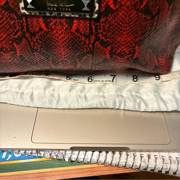 Nicole Miller Red Snake Pattern Cosmetic Bag - Picture 11 of 11